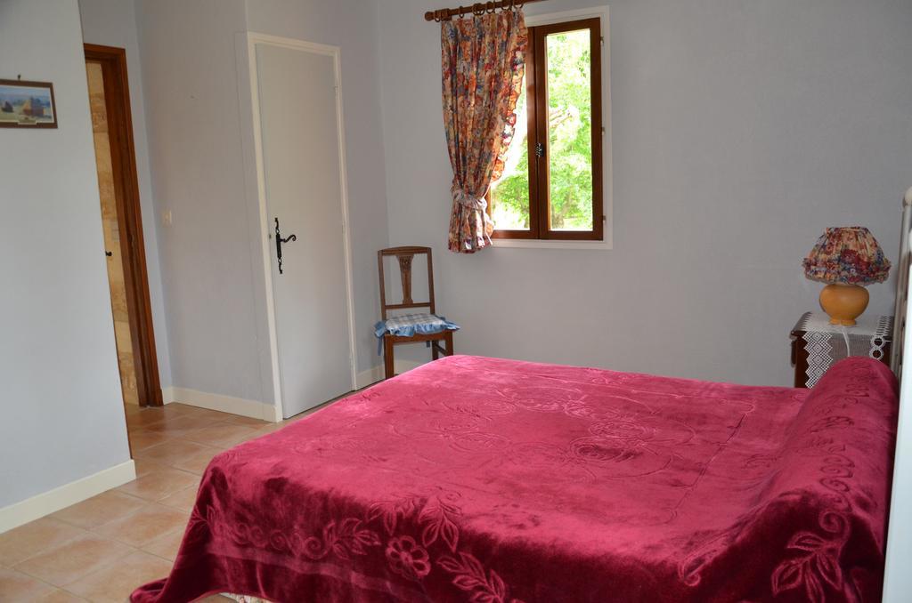 Bed and Breakfast La Gueriniere Cénac-et-Saint-Julien Exterior foto